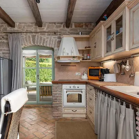 Pakich Holiday home