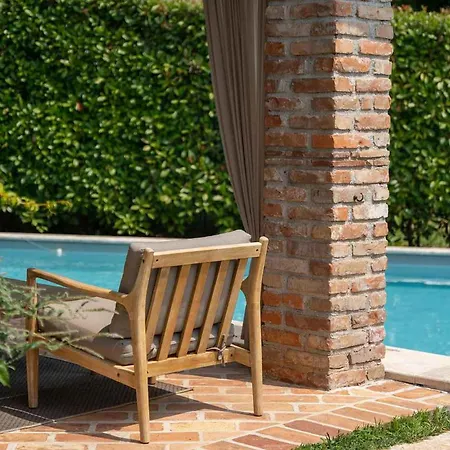 Holiday home Pakich *