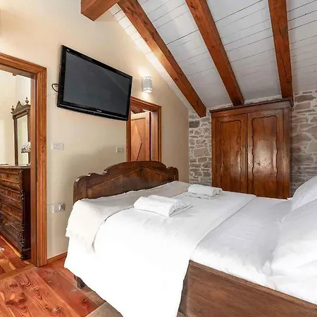 Pakich Holiday home Vosteni